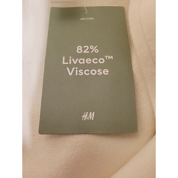 New H&M Beige Square Neck Crop‎ Tank Top Soft Girl Basic Closet Staple Size M - Picture 4 of 8